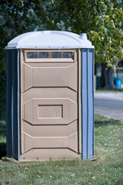 Best Portable toilet rental cost  in Lennox, CA